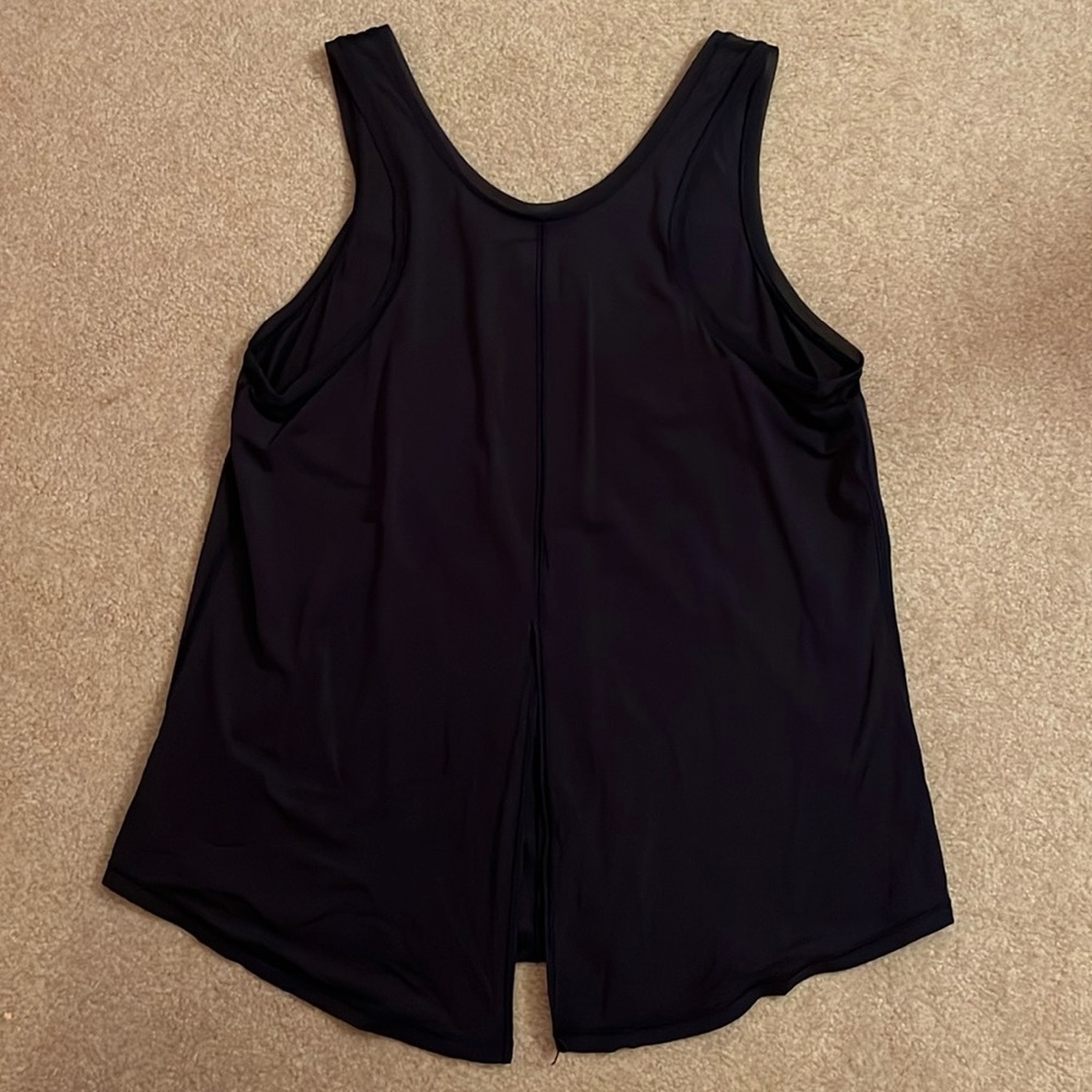 Lululemon workout tank